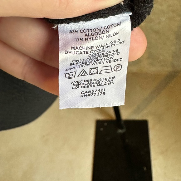 Y2K Style Ann Taylor Factory Black Tank Top with Tortoise accent Rings size M - Picture 7 of 11